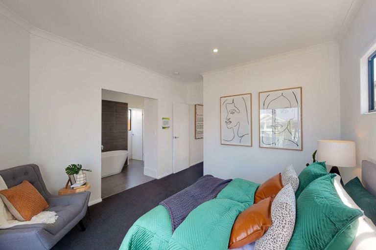 Photo of property in 1a Manor Park, Sunnyhills, Auckland, 2010