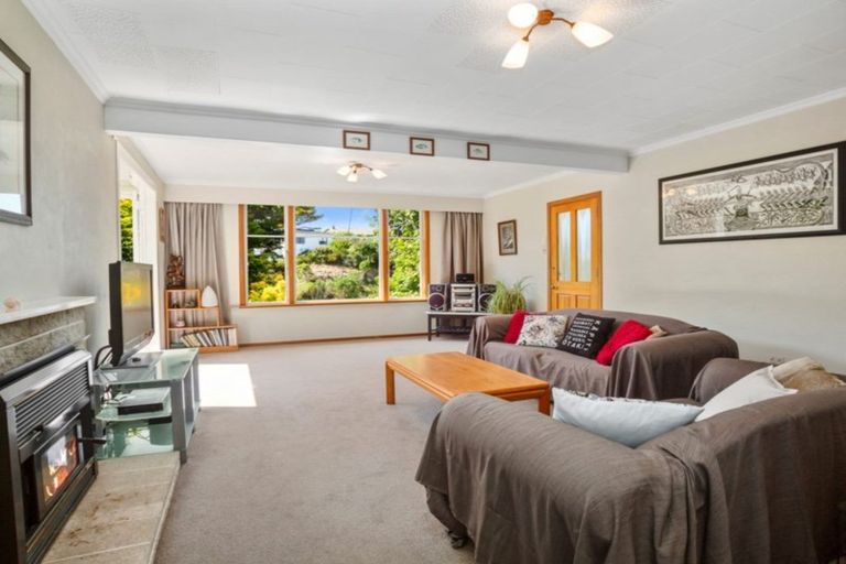 Photo of property in 129 Ironside Road, Johnsonville, Wellington, 6037