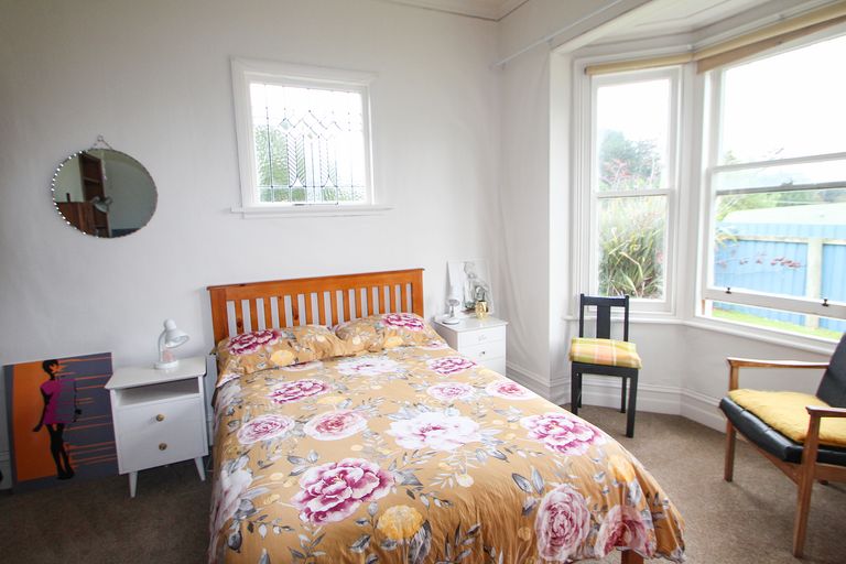 Photo of property in 16 Worcester Street, Hampden, 9410