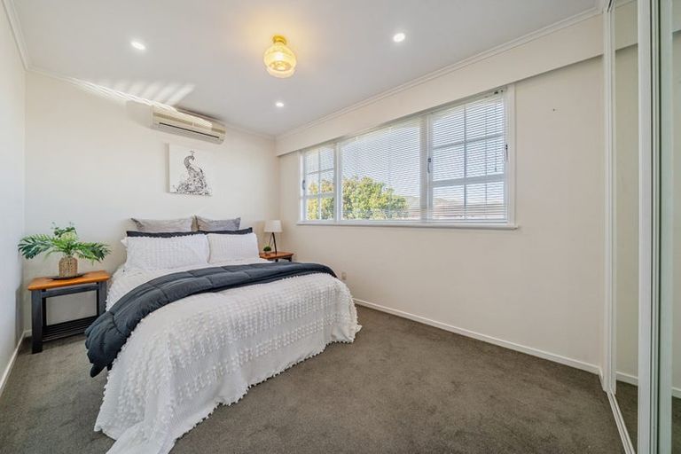 Photo of property in 17 De Menech Grove, Avalon, Lower Hutt, 5011