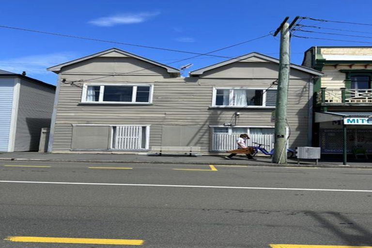 Photo of property in 68-70 Pirie Street, Mount Victoria, Wellington, 6011