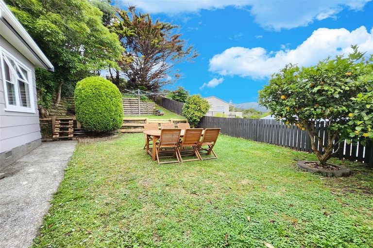 Photo of property in 70 Lord Street, Stokes Valley, Lower Hutt, 5019