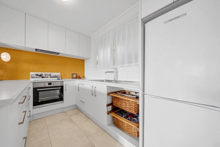 Photo of property in 3/14a Albert Road, Devonport, Auckland, 0624