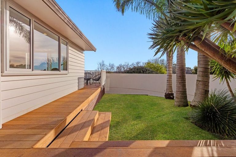 Photo of property in 2/3a Richards Avenue, Forrest Hill, Auckland, 0620