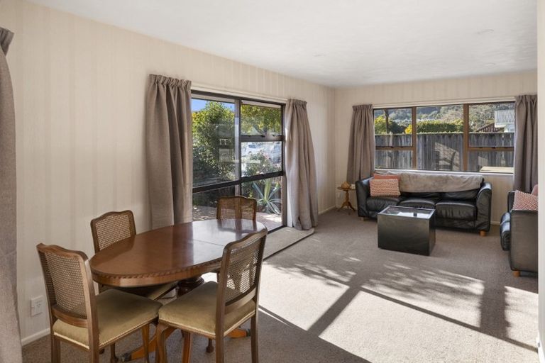 Photo of property in 1/4 Weka Street, The Wood, Nelson, 7010