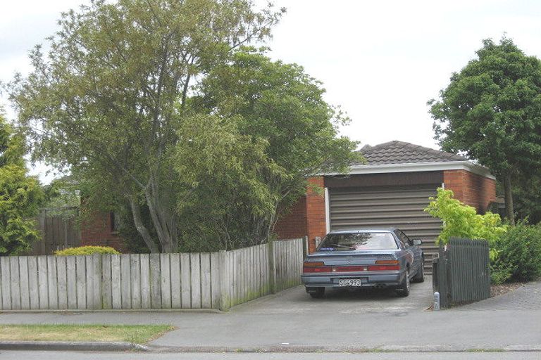 Photo of property in 7 Genista Place, Parklands, Christchurch, 8083