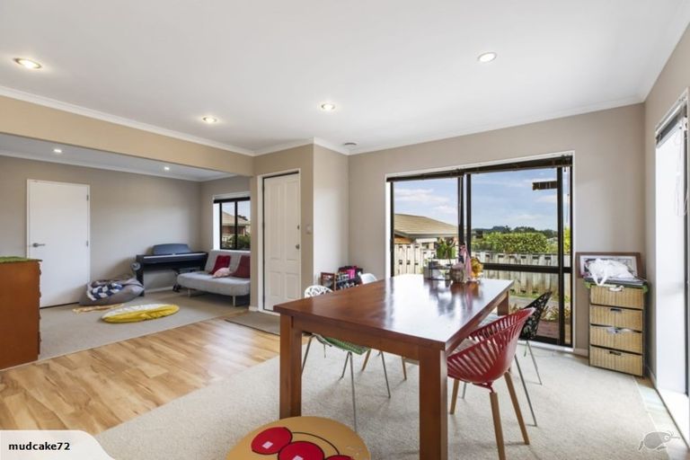 Photo of property in 1/103 Wallace Road, Mangere Bridge, Auckland, 2022