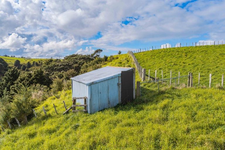 Photo of property in 579 Ormiston Road, Ruakaka, Waipu, 0582