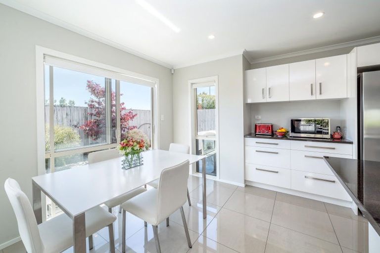 Photo of property in 29 Feist Street, Carterton, 5713