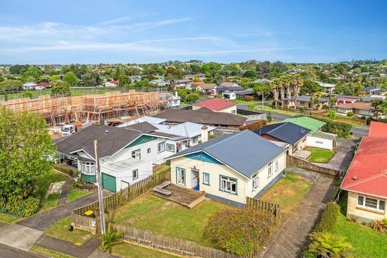 Photo of property in 140 Seddon Street, Pukekohe, 2120