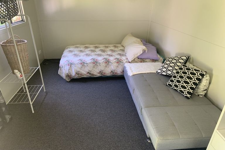 Photo of property in 2/50 Finlayson Avenue, Clendon Park, Auckland, 2103