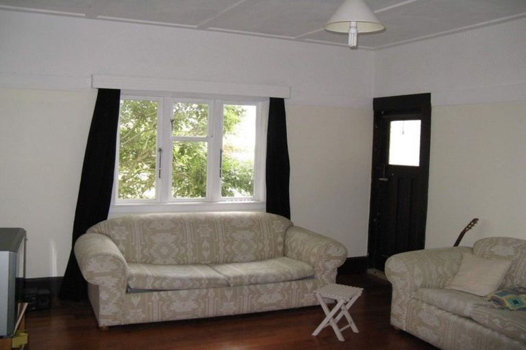 Photo of property in 36 Lawrence Street, Newtown, Wellington, 6021