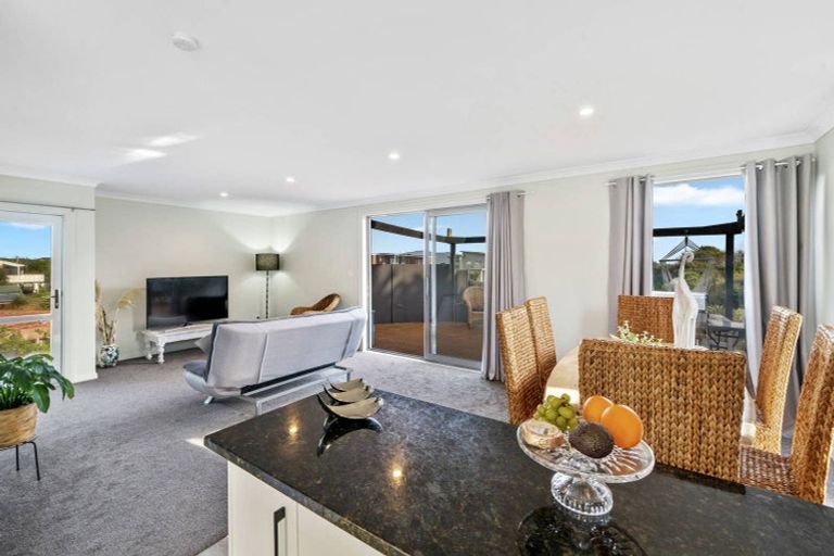 Photo of property in 276 Peka Peka Road, Peka Peka, Waikanae, 5391