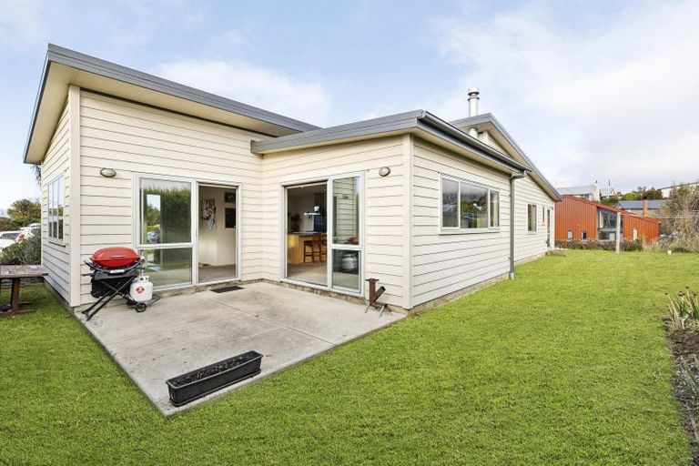 Photo of property in 2b Pebble Lane, Wanaka, 9305