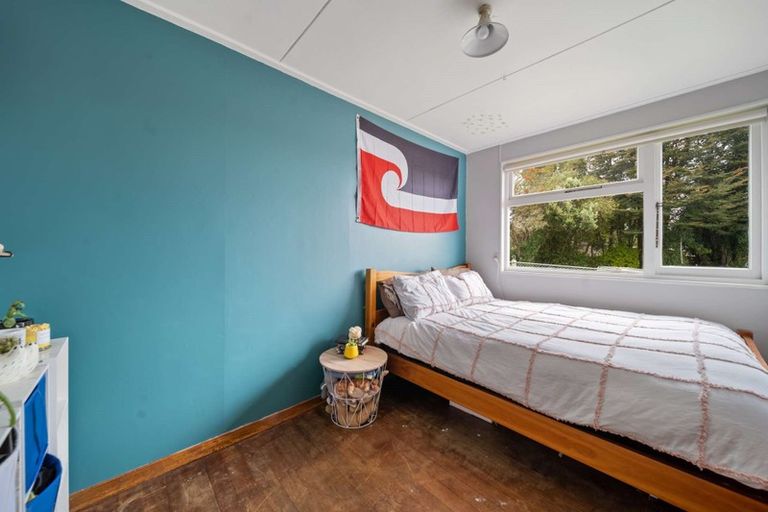 Photo of property in 10 Main Road, Owaka, 9535