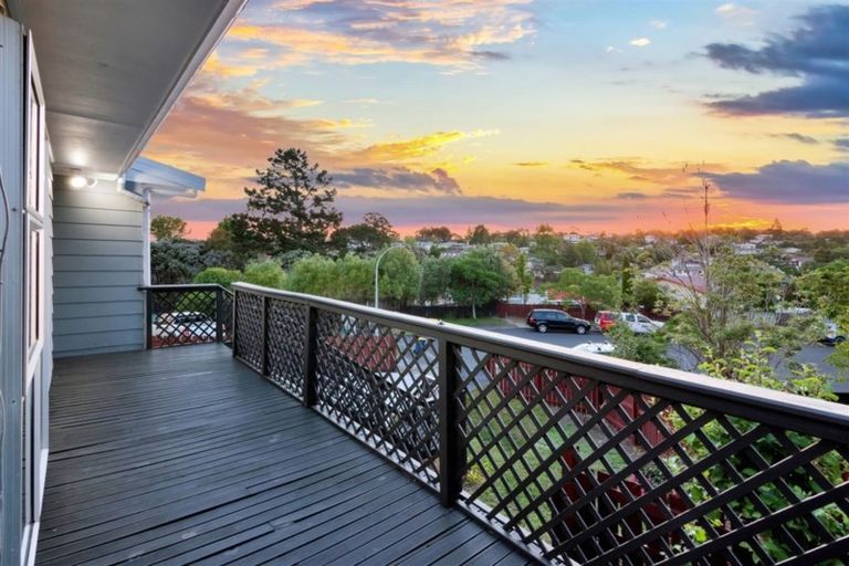 Photo of property in 38 Alidade Place, Massey, Auckland, 0614