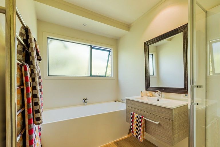 Photo of property in 11 Murray Way, Waimauku, 0812