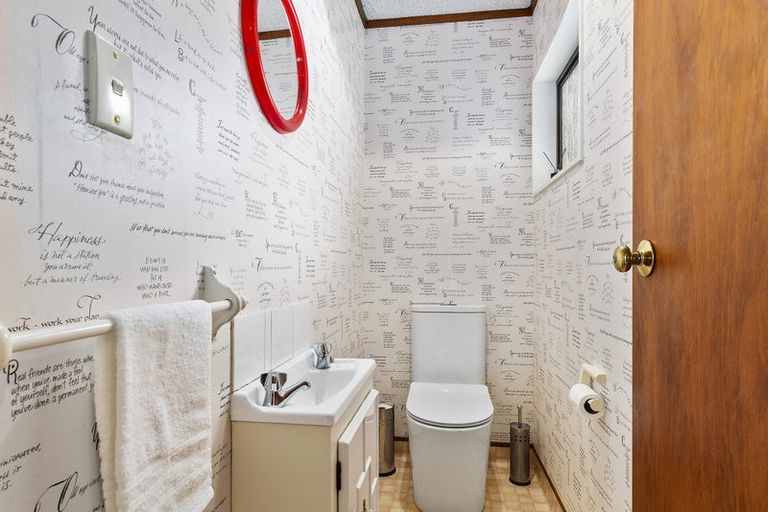 Photo of property in 64 Woodman Drive, Tawa, Wellington, 5028