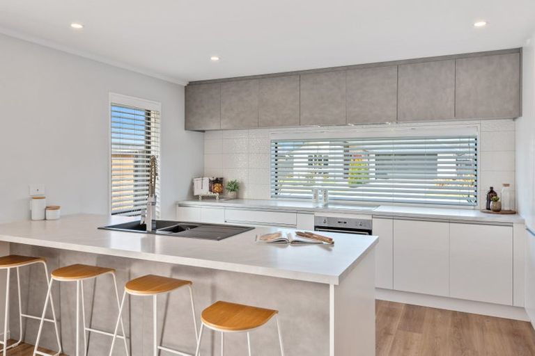 Photo of property in 11 Leader Street, Marshland, Christchurch, 8083