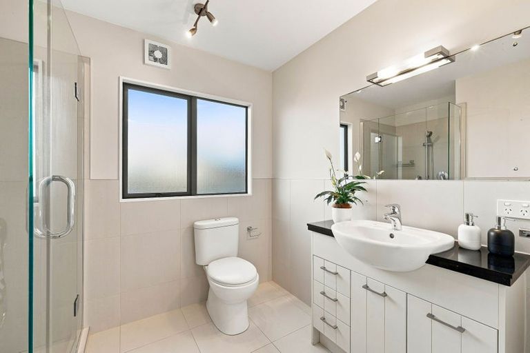 Photo of property in 1b Brighton Terrace, Mairangi Bay, Auckland, 0630