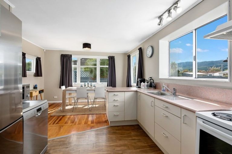 Photo of property in 34 Whakatiki Street, Trentham, Upper Hutt, 5018