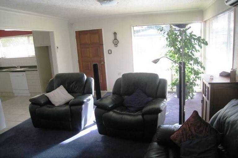 Photo of property in 2/10 Urella Place, Spreydon, Christchurch, 8024