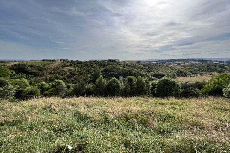 Photo of property in 35 Ruapehu Drive, Fitzherbert, Palmerston North, 4410