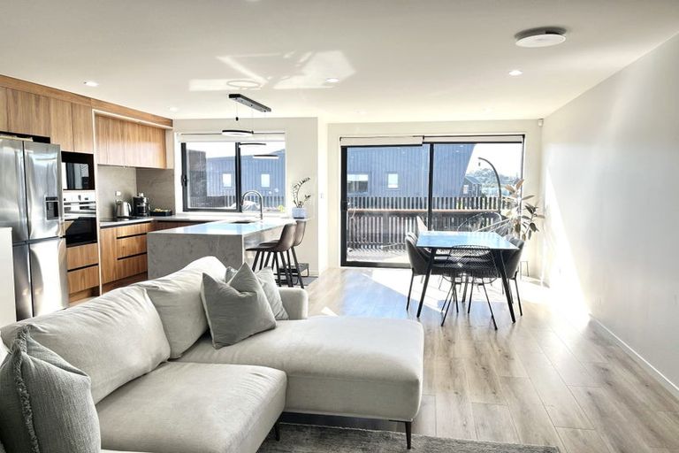 Photo of property in 23 Desalt Drive, Hobsonville, Auckland, 0616