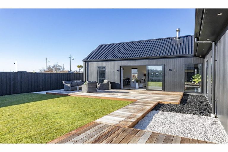 Photo of property in 9 Waipara Road, Pegasus, 7612