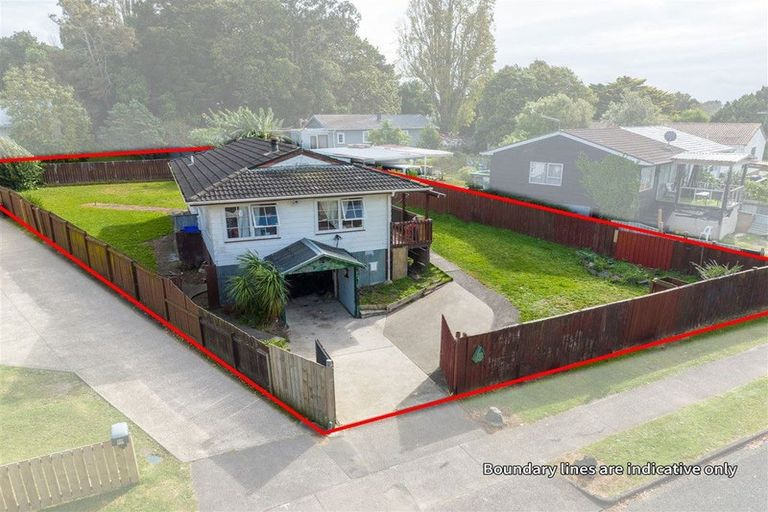 Photo of property in 58 Moncrieff Avenue, Clendon Park, Auckland, 2103
