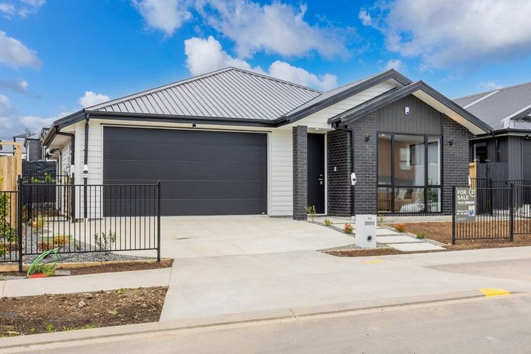 Photo of property in 71 Podgora Avenue, Huapai, Kumeu, 0810