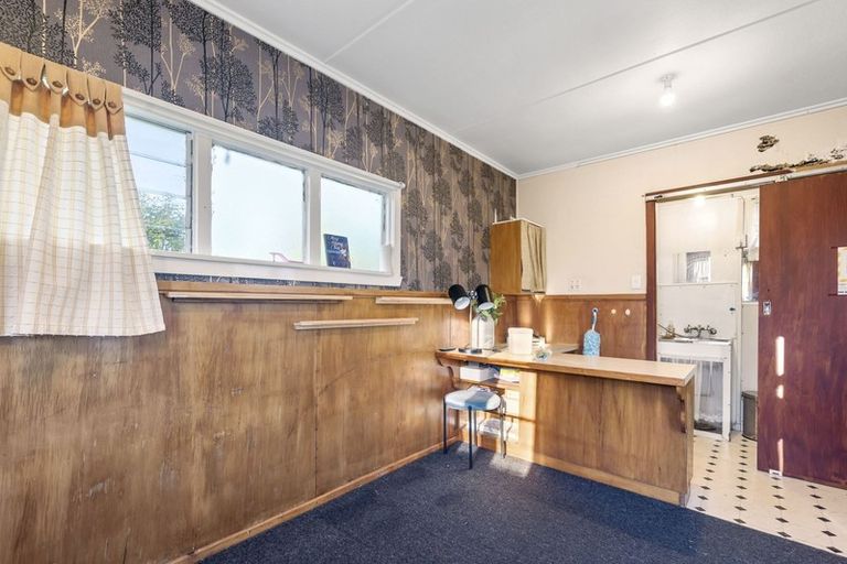 Photo of property in 9 John Road, Fairy Springs, Rotorua, 3015