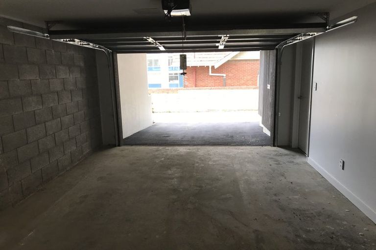 Photo of property in 1/18 Oriental Terrace, Oriental Bay, Wellington, 6011