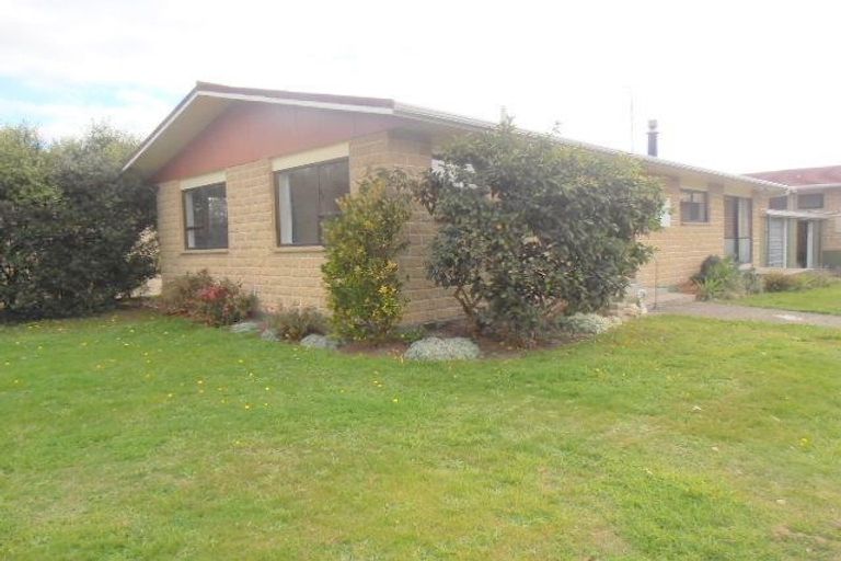 Photo of property in 7a Windlesham Place, Wakefield, 7025