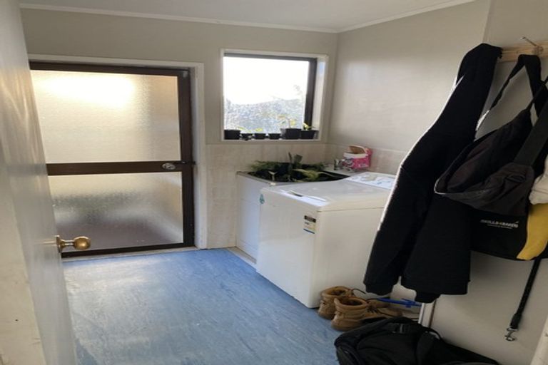 Photo of property in 2/11 Etherton Drive, Weymouth, Auckland, 2103