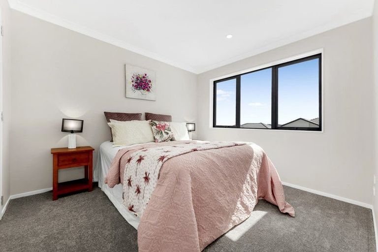 Photo of property in 3 Ripa Street, Flat Bush, Auckland, 2019