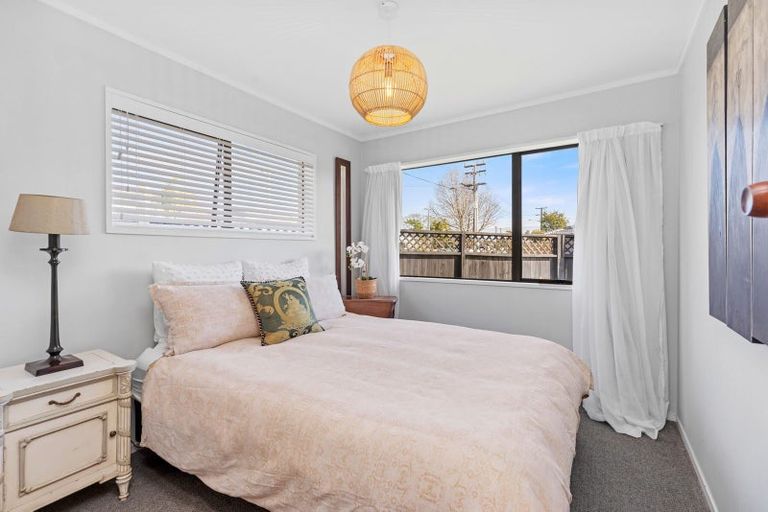 Photo of property in 1 Karaka Road, Otumoetai, Tauranga, 3110