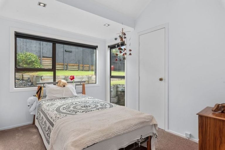 Photo of property in 1/34 Aberdeen Road, Campbells Bay, Auckland, 0620