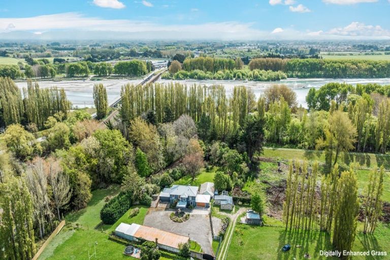 Photo of property in 35 Kainga Road, Kainga, Christchurch, 8083