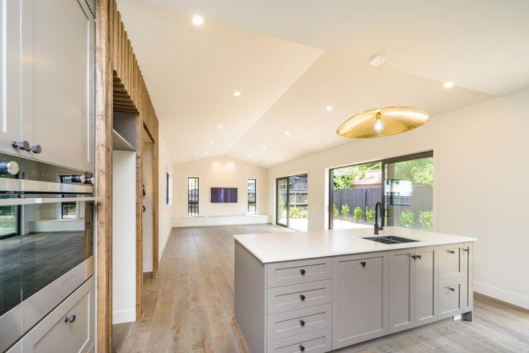 Photo of property in 41a Te Awe Awe Street, Hokowhitu, Palmerston North, 4410