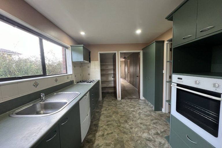 Photo of property in 2 Hanover Place, Ilam, Christchurch, 8041