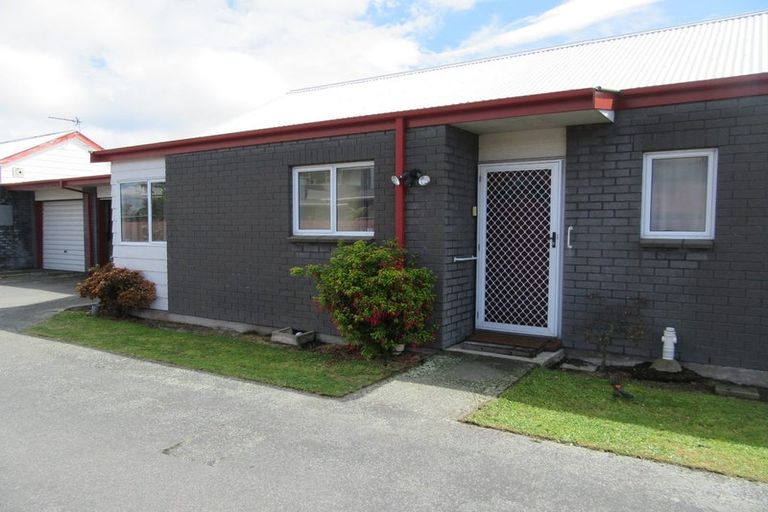 Photo of property in 2/54 Tilford Street, Woolston, Christchurch, 8062