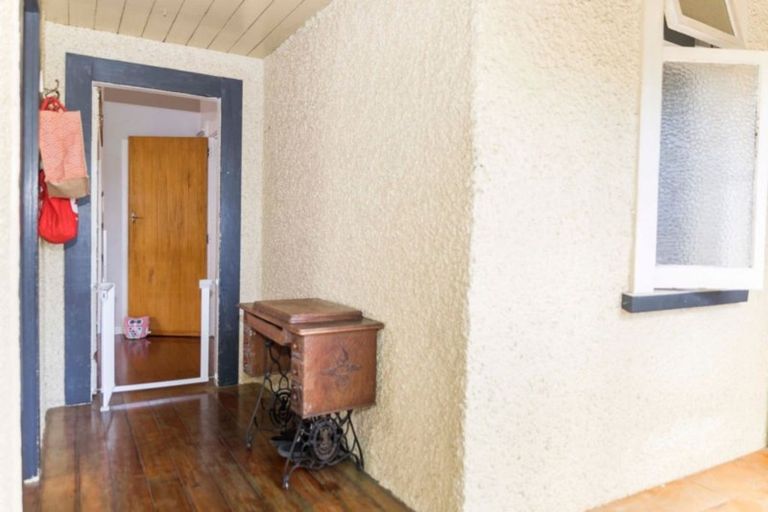 Photo of property in 71 Gordon Street, Dannevirke, 4930