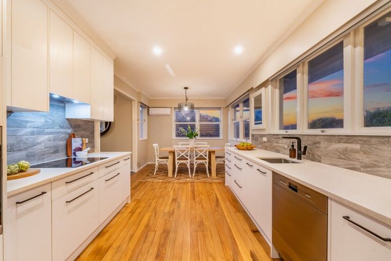 Photo of property in 5 Arnot Avenue, Clouston Park, Upper Hutt, 5018