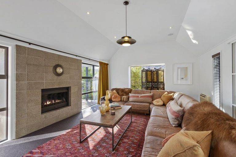 Photo of property in 24 Bannister Place, Ilam, Christchurch, 8053