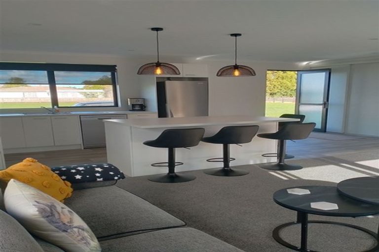 Photo of property in 52 Shoemaker Road, Waipu, 0510