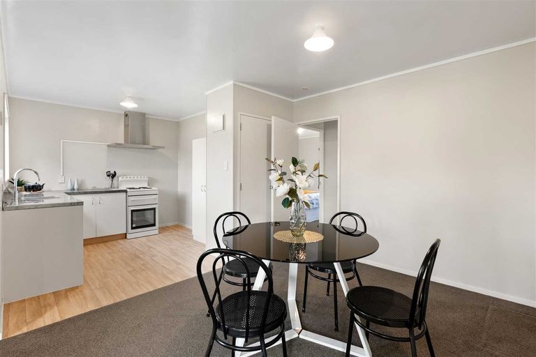 Photo of property in 1/16 Clarice Place, Takanini, 2112