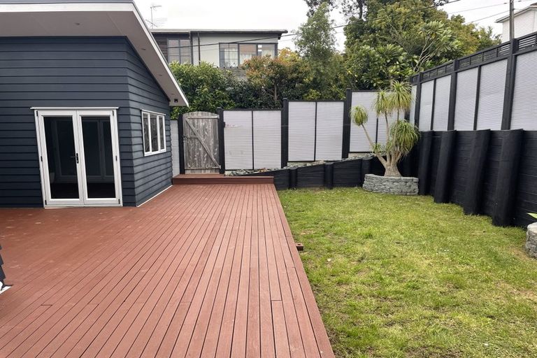 Photo of property in 32a Matipo Road, Mairangi Bay, Auckland, 0630