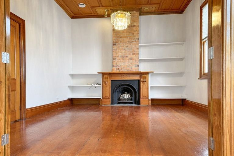 Photo of property in 1/10 Patuone Avenue, Devonport, Auckland, 0624