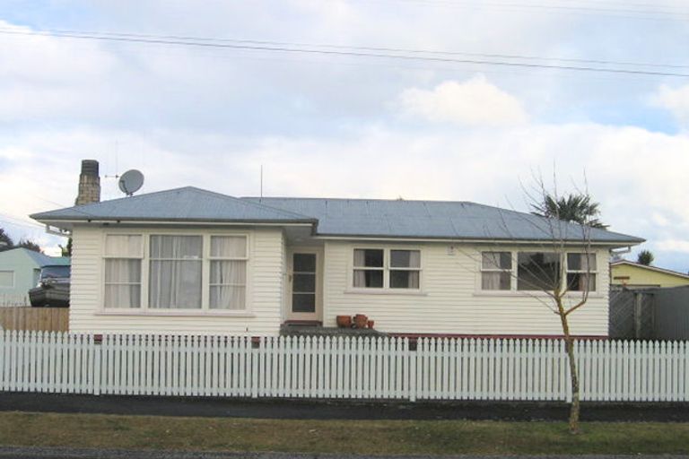 Photo of property in 10 Thornton Place, Melville, Hamilton, 3206